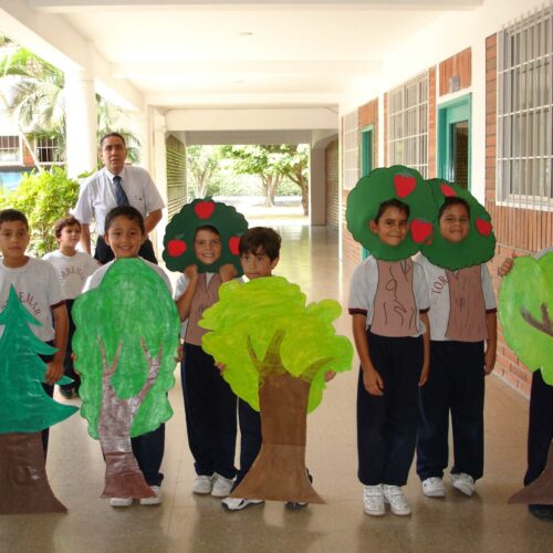 cmp_dia_arbol_tierra_ciencia_02-scaled